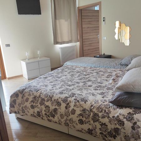 La Cornale Villa Tavernola Bergamasca Bagian luar foto